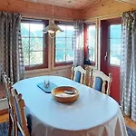 8 Person In Tjorhom-by Traum * Tjorhom